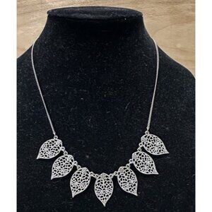 Silver Tone  LEAFY Leaf Open Filigree  necklace 21”L  Boho Nature